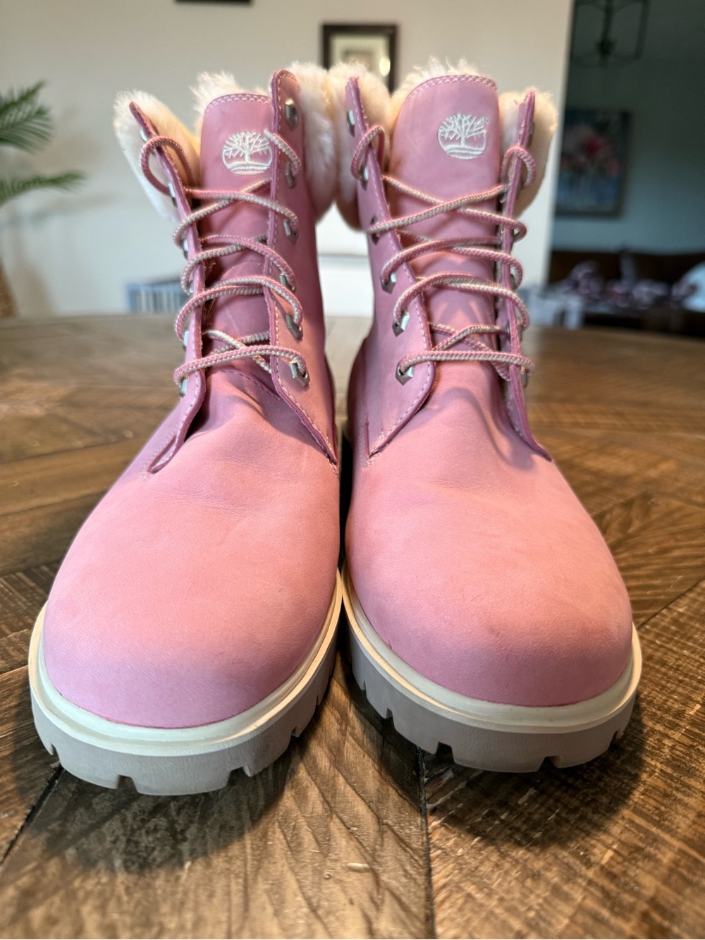 Timberland woman’s waterproof boots , sz 9 - Picture 2 of 14
